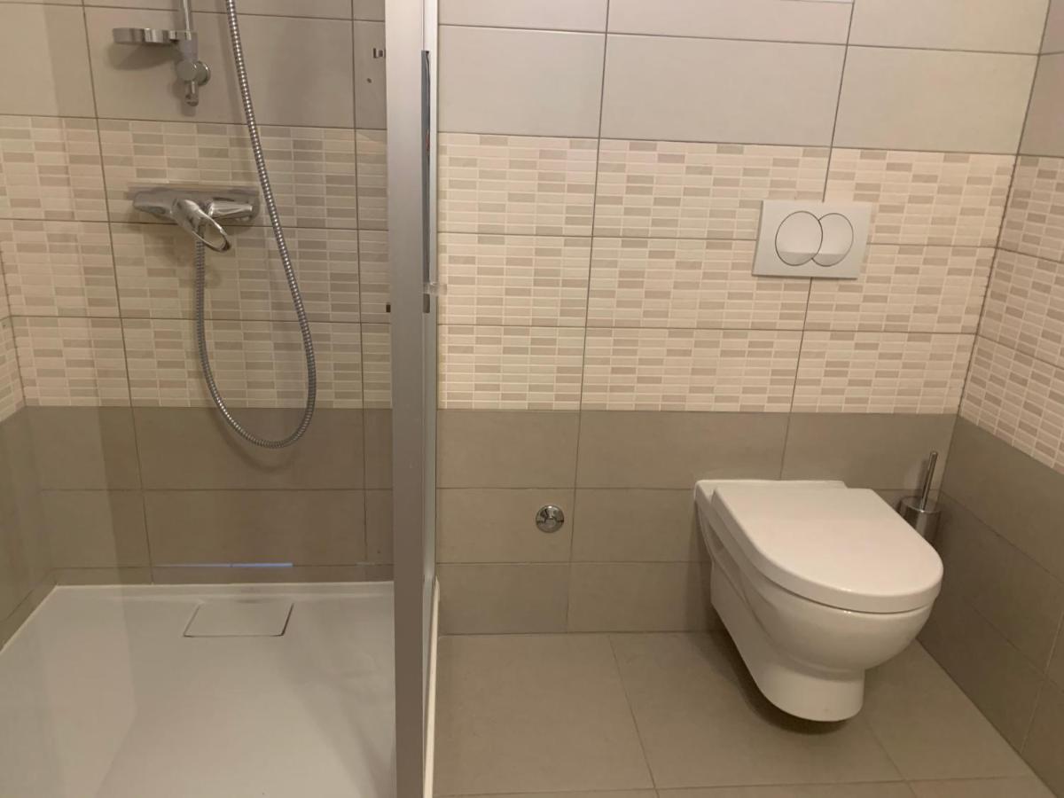 Apartment Klara Krk Town Luaran gambar